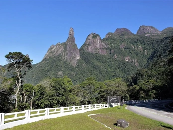 Passeios no Rio de Janeiro - Parque Nacional da Serra dos Órgãos em Petrópolis, a Cidade Imperial