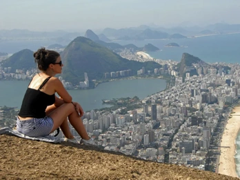 Passeio pelo Rio de Janeiro Tours - Trilha do Morro Dois Irmãos e Favela do Vidigal