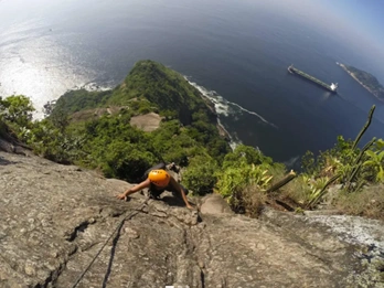 Excursão ao Paraíso Tropical e Praia de Jeep